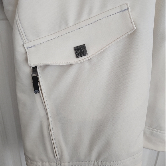 ~~MT🤍HARDWEAR Bomber Jacket~~ - Picture 7 of 15